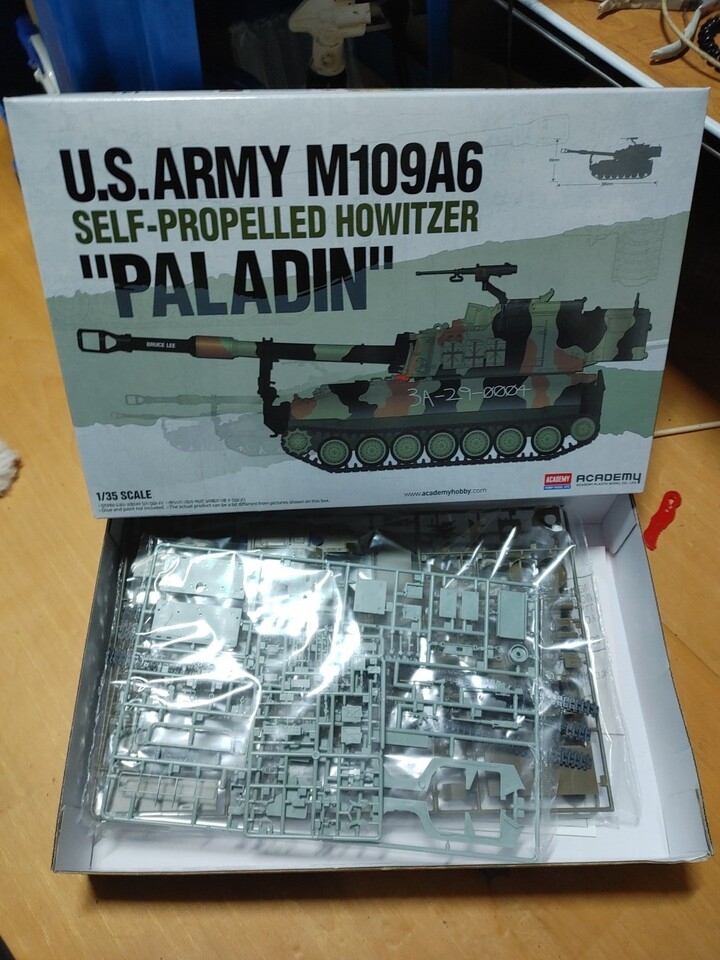 아카데미과학 1/35 미육군 자주포 M109A6 팔라딘 : 다나와 가격비교