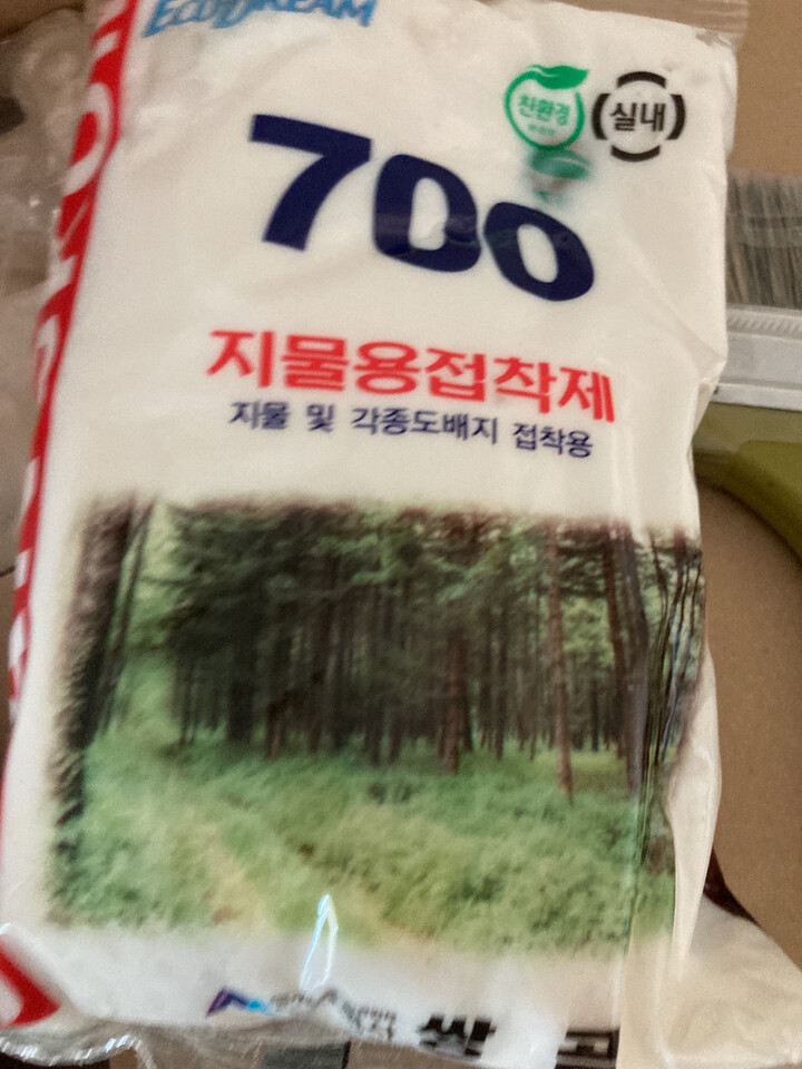 쌍곰 지물용본드 700 800g (1개) : 다나와 가격비교 [다나와] 쌍곰 지물용본드 700 800g (1개)