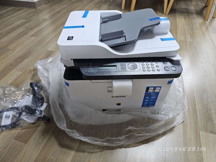 우선 잉크젯보단  레이저 토너가  오...