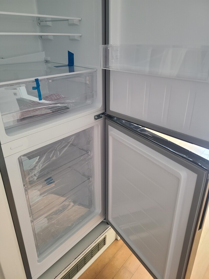 빌트인 냉장고의 교체는 일반 냉장고...