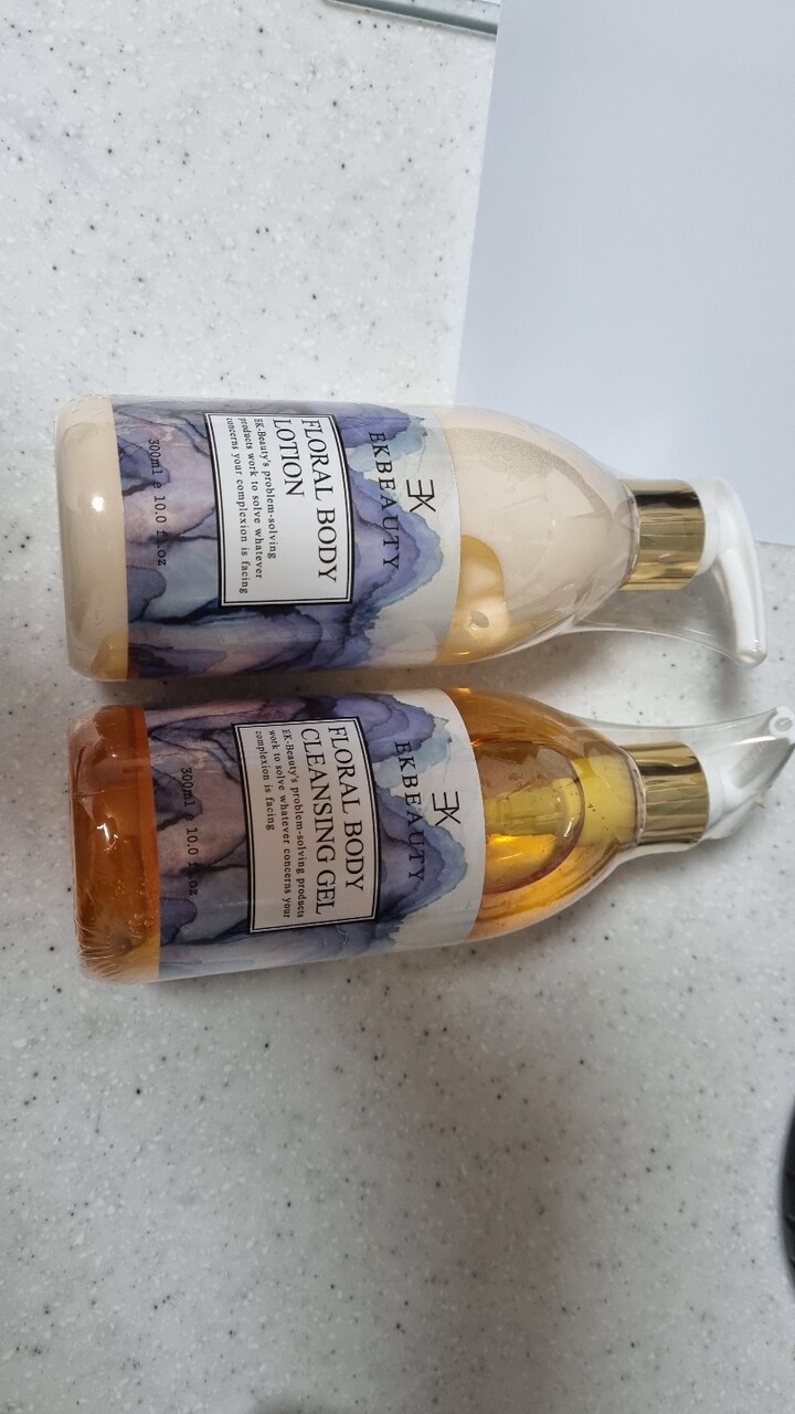 EK Beauty Natural Age-Defying Body Wash & Lotion Duo (300ml + 300ml)