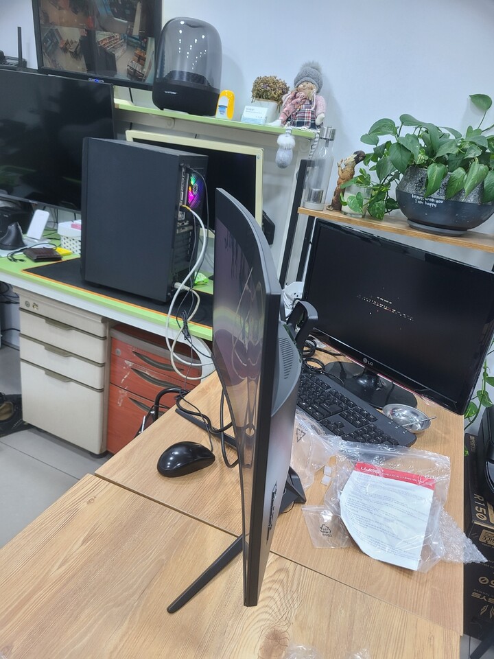 가격 적절하면서 배송 빠르게 잘 받았...