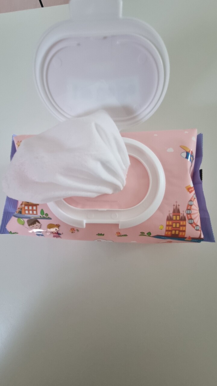 원래 아이러브베베 물티슈 밖에 안 써...