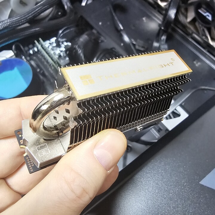 이번에 C 드라이브를 삼성 EVO 970 PLUS M....