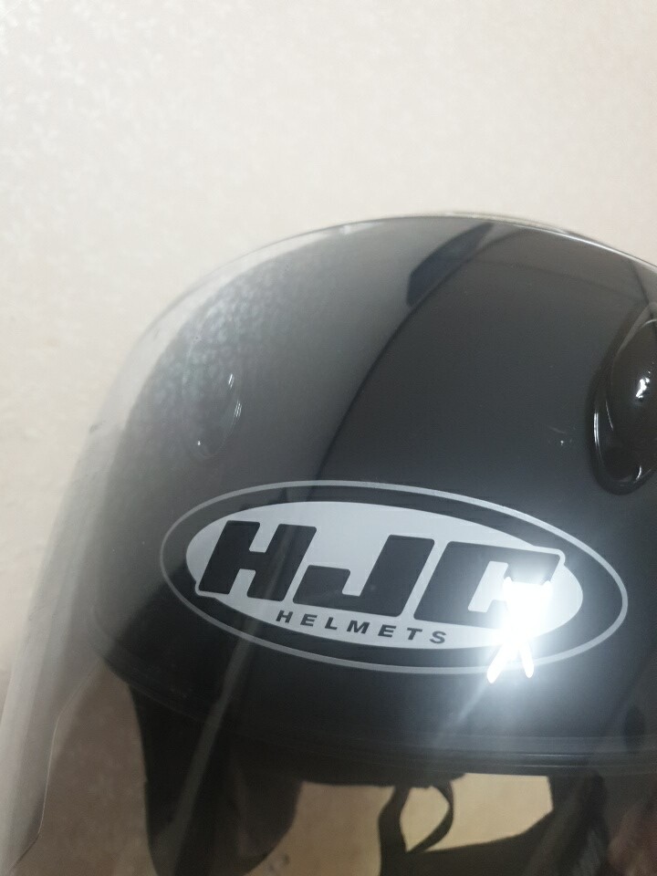 지금 사용 중인 헬멧이 여러갠데 i30은...