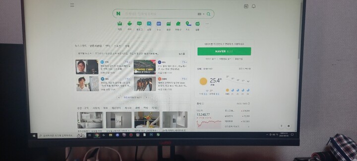 as지점도 꽤 있고 현존 가성비 최고.스탠드도 튼튼함.